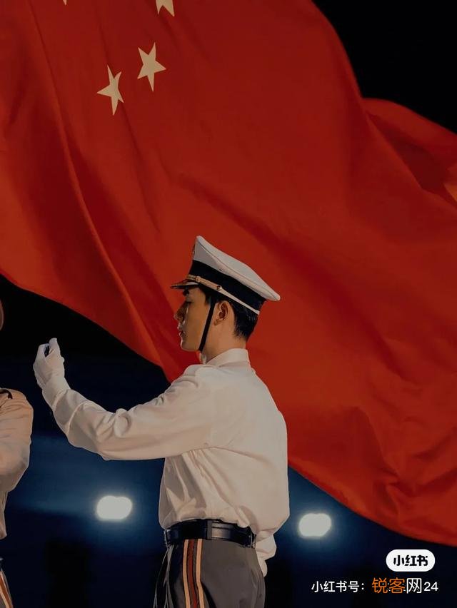 哪个男明星让你一眼觉得特别帅的然后人品还特别好的？