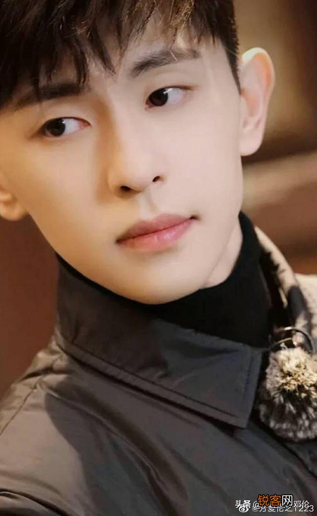 有哪些男星是真的帅？