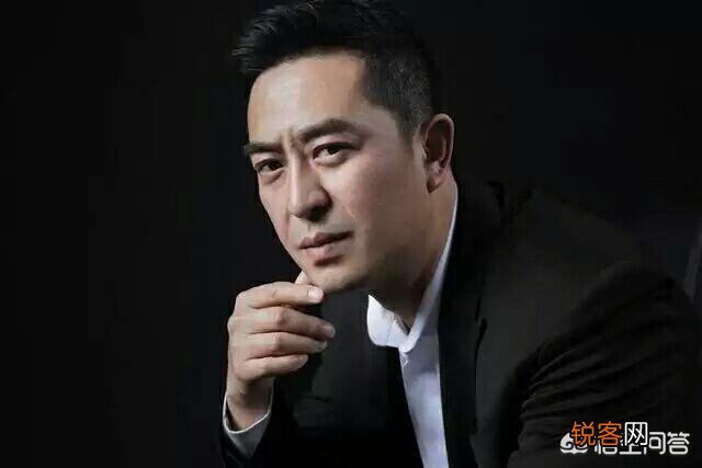 你觉得哪个男明星是年龄越大越帅的呢？