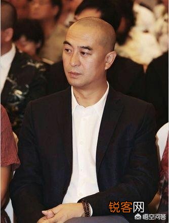 你觉得哪个男明星是年龄越大越帅的呢？