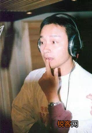 你觉得哪个男明星是年龄越大越帅的呢？