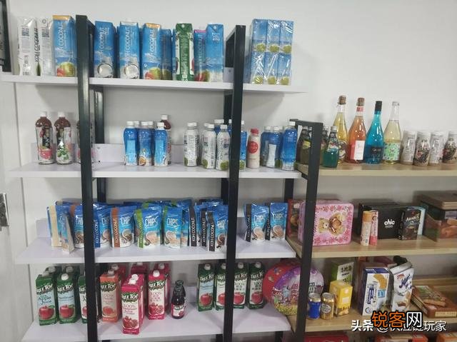 我想开一个小店,投资5万左右,也不需要赚多少,一个月有6000就行,能给点意见吗？