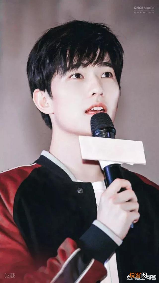 你心目中最帅的男明星是谁,最漂亮的女明星是谁？