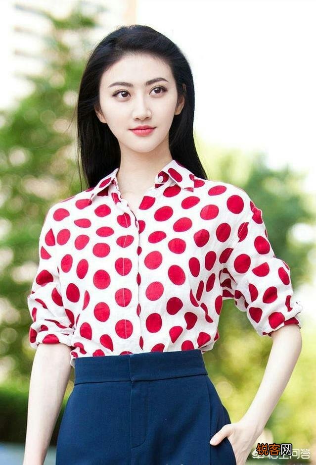 你心目中最帅的男明星是谁,最漂亮的女明星是谁？