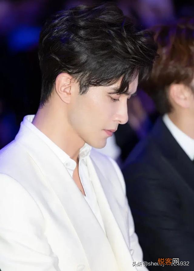 抛开气质光凭长相你认为最帅的国内男明星是谁？