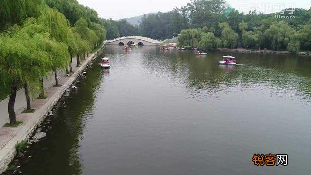 《道德经》第十章中,“载营魄抱一”的“营”是什么含义?第十章为什么都是疑问句？该怎样理解这一章？