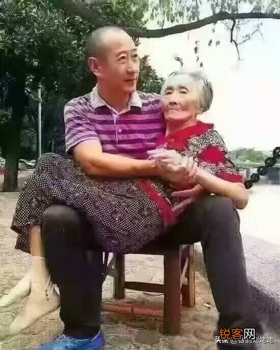 不孝敬父母的人会有报应吗？