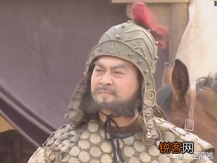 历史上华雄是被谁杀死的？