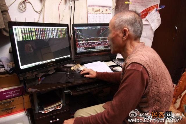 平板或者笔记本炒股哪个好？还有推荐一下哪个牌子好？