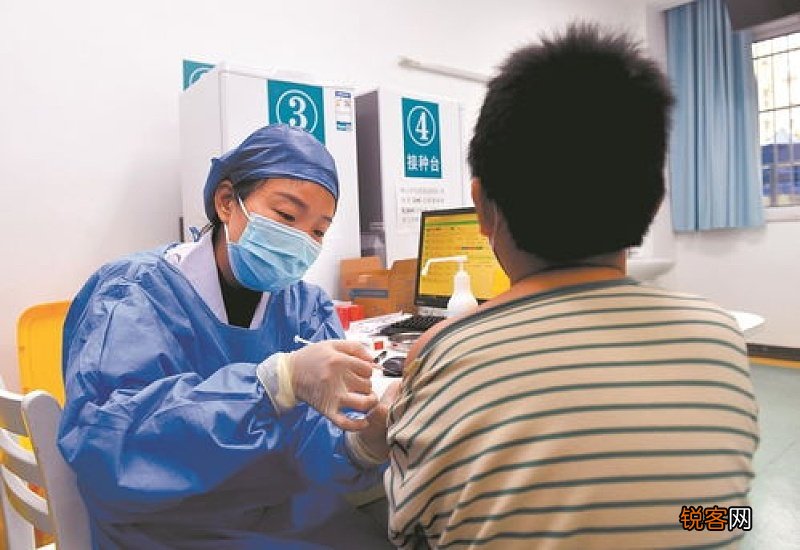 新冠疫苗小学生能接种吗