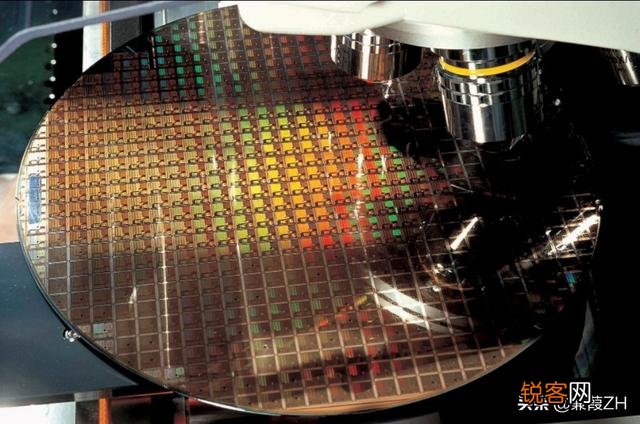 近日台积电市值突破3000亿美元,超过三星电子,你怎么看？