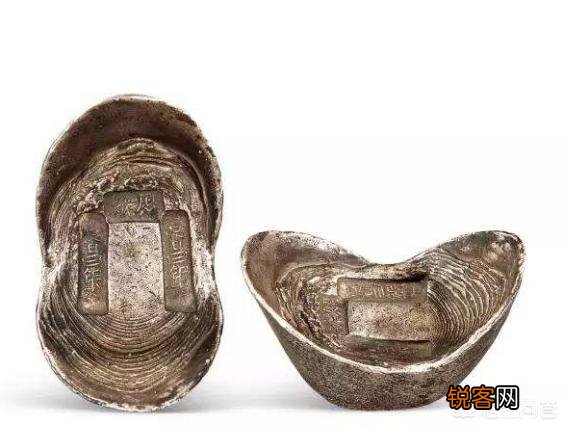 朱元璋不用百姓一粒粟就能养兵百万,为何崇祯却无钱发军饷？你怎么看？