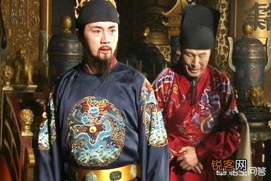 朱元璋不用百姓一粒粟就能养兵百万,为何崇祯却无钱发军饷？你怎么看？