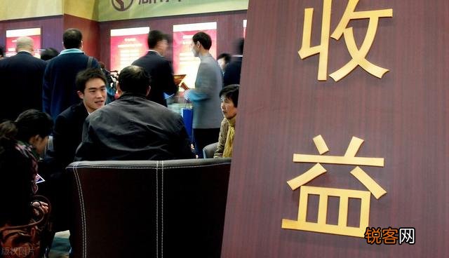 5万元入股市,买农行股,靠分红,一年大概能赚多少钱？