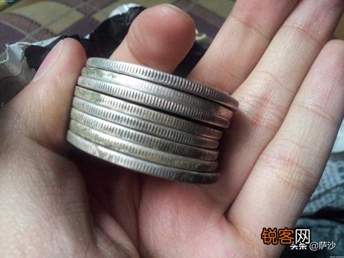 民国时,一文钱和一个大洋大概等于现在多少钱？