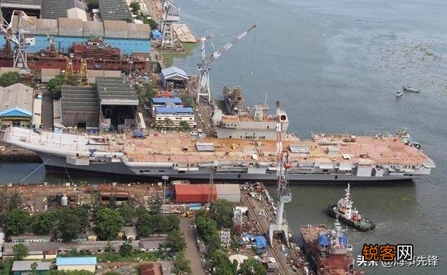 造一艘航母需要多少钱？