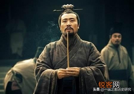 东汉末年,像刘备这样到处游走的集团,他的军费从何而来？