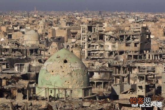 美国一年军费近7千亿,战机数量高达4万架,为何一直都拖不垮？