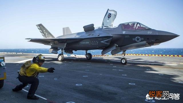 美国一年军费近7千亿,战机数量高达4万架,为何一直都拖不垮？