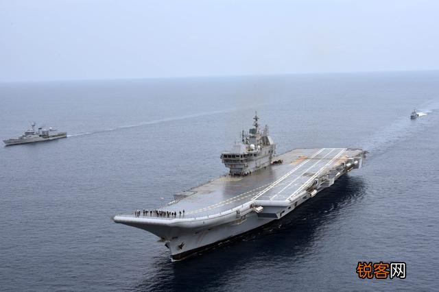 当一个国家的军费达到GDP总量的10%会怎么样？