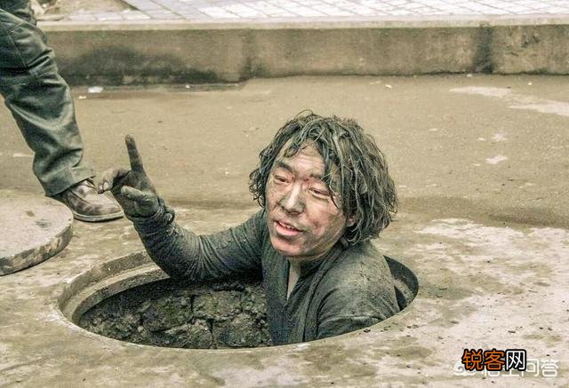 你怎么看黄渤从《疯狂的石头》的经典诠释到《一出好戏》的逐渐蜕变？