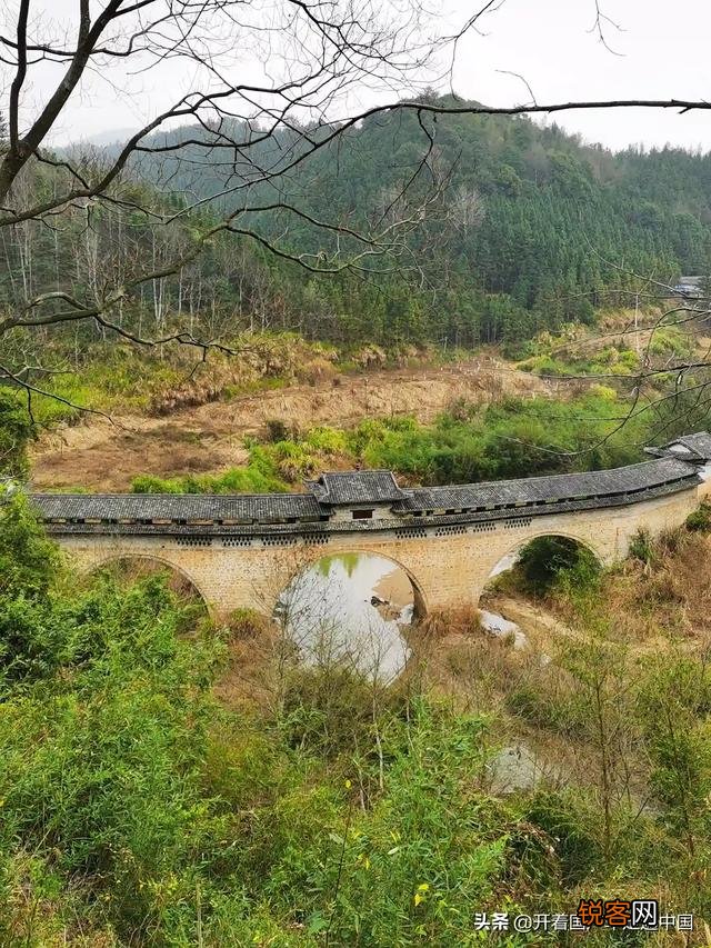 百度地图或高德地图 若自驾西藏或新疆,手机导航没有信号,那咋整？