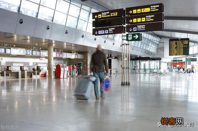 冰岛是个什么样的国家,在冰岛生活会怎么样？