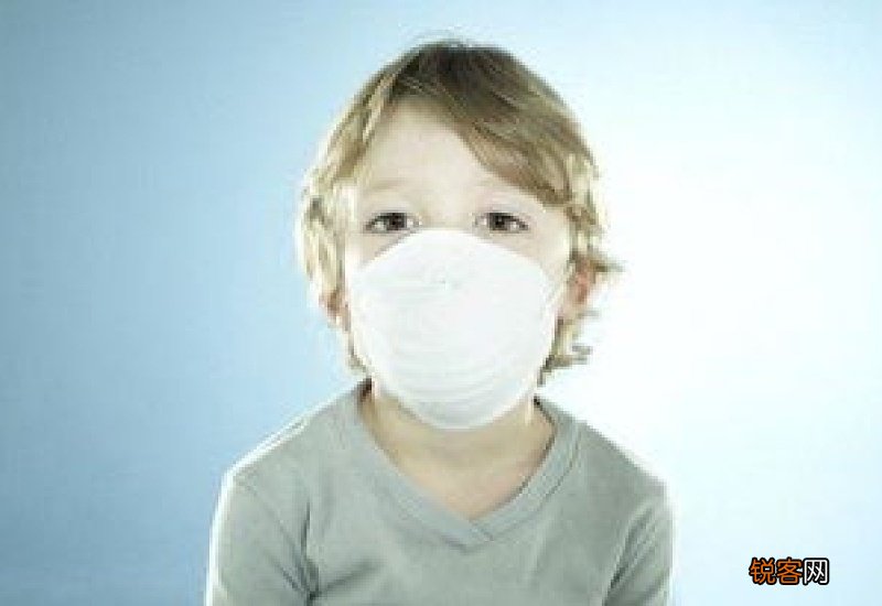 口罩戴后里面有水珠正常吗