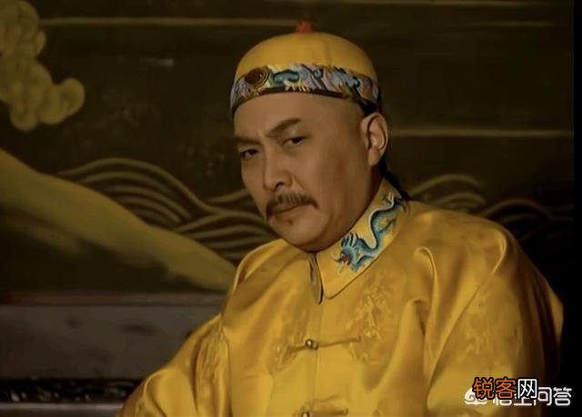 雍正当皇帝的时候圈禁了他很多兄弟,到乾隆的时候,他是怎么对待这些叔伯的？