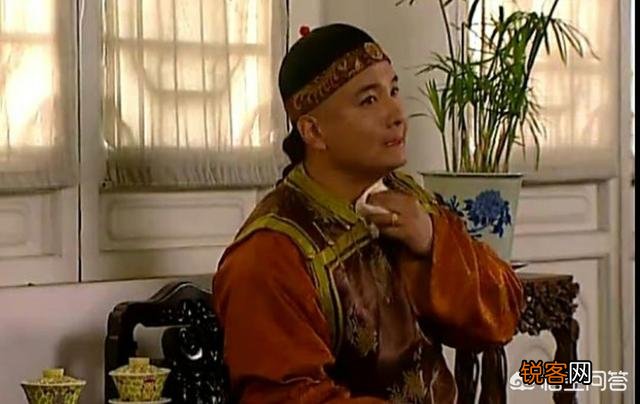 雍正当皇帝的时候圈禁了他很多兄弟,到乾隆的时候,他是怎么对待这些叔伯的？