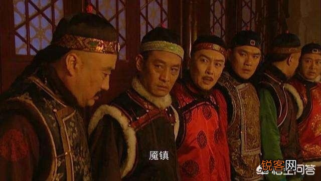 雍正当皇帝的时候圈禁了他很多兄弟,到乾隆的时候,他是怎么对待这些叔伯的？