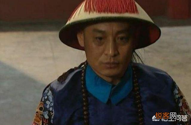 雍正当皇帝的时候圈禁了他很多兄弟,到乾隆的时候,他是怎么对待这些叔伯的？