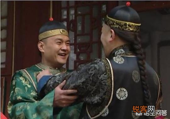 雍正当皇帝的时候圈禁了他很多兄弟,到乾隆的时候,他是怎么对待这些叔伯的？