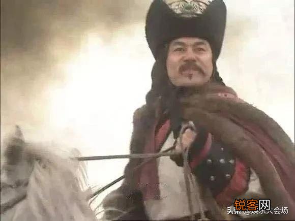 《康熙王朝》胤禔钟情宝日龙梅,康熙为何当着他的面与宝日龙梅云雨？胤禔心里疼吗？