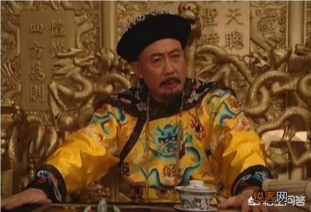 雍正王朝中：邬思道离开雍正皇帝,为何没有投奔年羹尧,而选择了李卫？