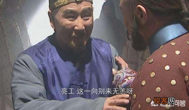 雍正王朝中：邬思道离开雍正皇帝,为何没有投奔年羹尧,而选择了李卫？