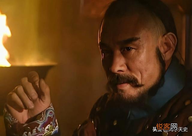 雍正王朝中：年羹尧如何得罪了邬思道,邬思道不愿意出谋献策,眼看年羹尧被杀？