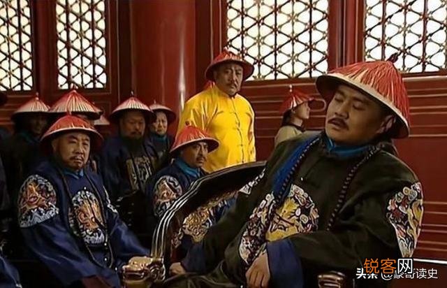 清朝的九子夺嫡,为何八爷党四人敌不过四爷党二人呢？