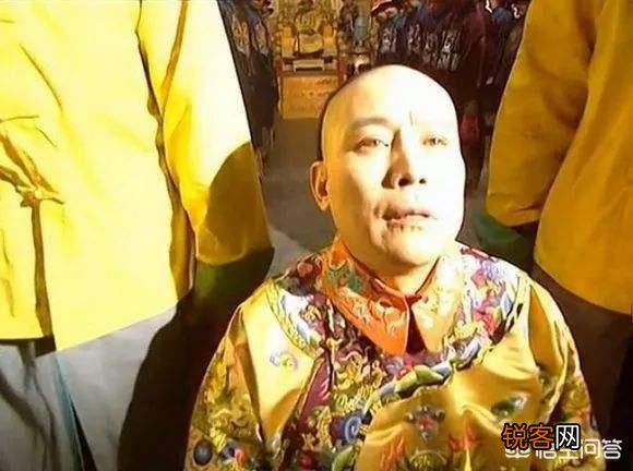 清朝的九子夺嫡,为何八爷党四人敌不过四爷党二人呢？