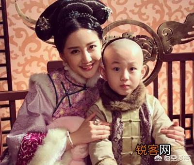 皇太极是努尔哈赤的第八子,为何他能继位？代善和多尔衮的母亲有一腿,为何不立多尔衮？