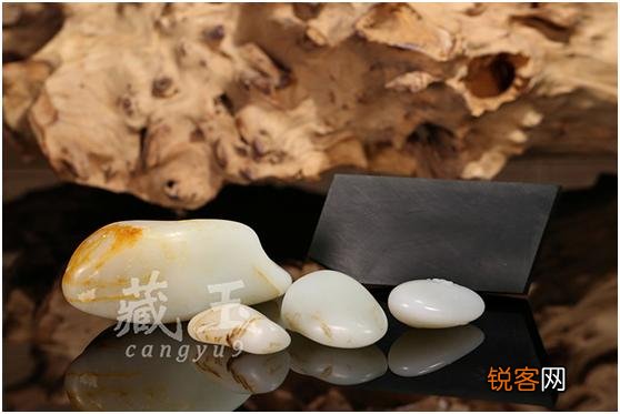 文玩圈里,老玩友所说的“三高”和“三无”,是什么意思？