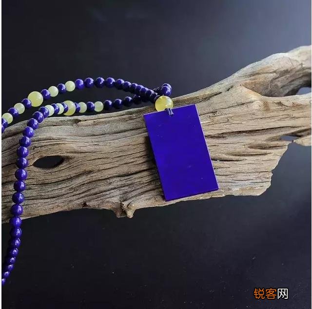 文玩圈里,老玩友所说的“三高”和“三无”,是什么意思？