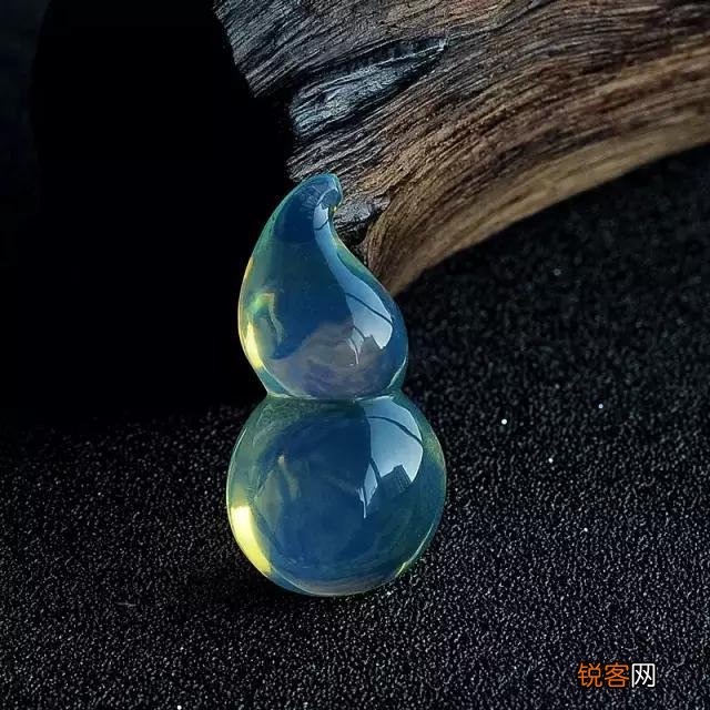 文玩圈里,老玩友所说的“三高”和“三无”,是什么意思？