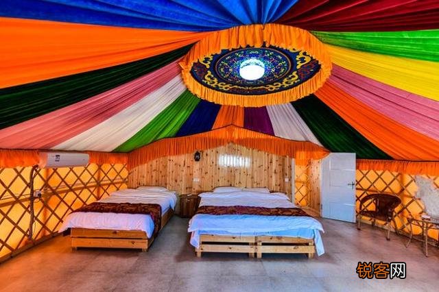 在内蒙,男女同住一个帐篷里的女性,应该怎样保护自己的隐私？