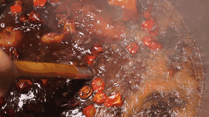 “百年老卤水”为何不变质还更香？