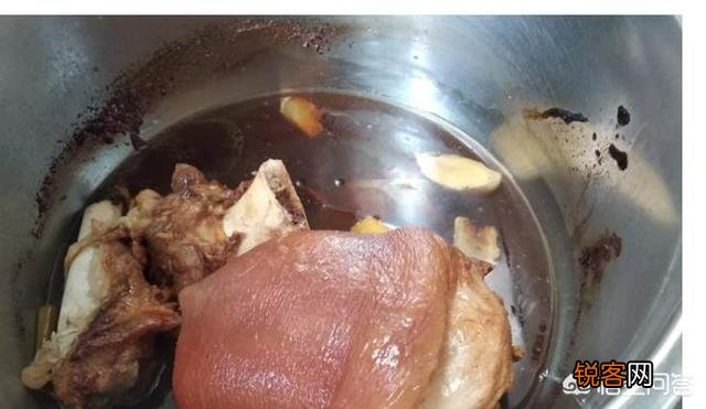 “百年老卤水”为何不变质还更香？