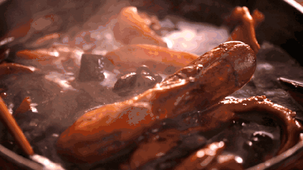 “百年老卤水”为何不变质还更香？