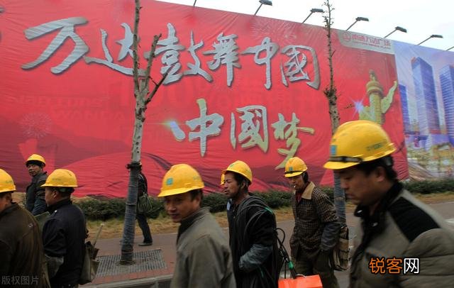 “外地人”这词总觉得充斥着歧视的味道,请问您是怎么理解？