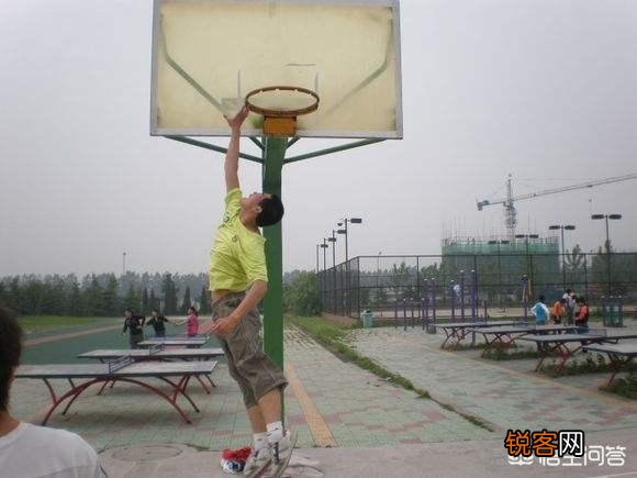 请问我一米七可以摸篮板弹跳算好吗？你怎么看？