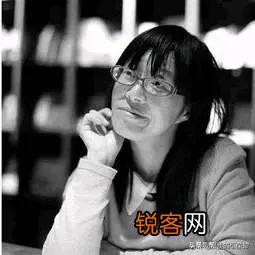 你怎么看余秀华给李健写情诗这件事？